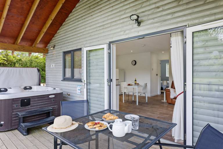 Chalet Compton Dundon