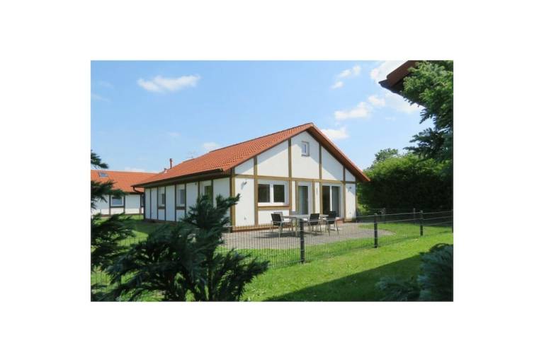 House with garden, barbecue & terrace — photo 2
