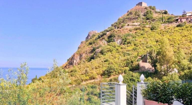 SUITE APARTMENTS BRANCO - Infinity Pool & Sea View - 15 minuti a piedi dal centro — photo 3