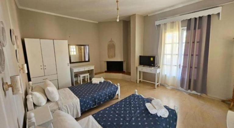 Rental apartment with 2 rooms for 4 persons — photo 2
