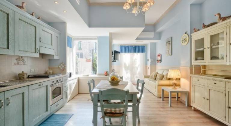 Holiday apartment with patio, yard & private pool | Close to the beach | Pets allowed — photo 3
