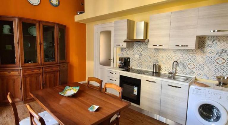 Apartment | Next to Naples Cathedral — photo 3