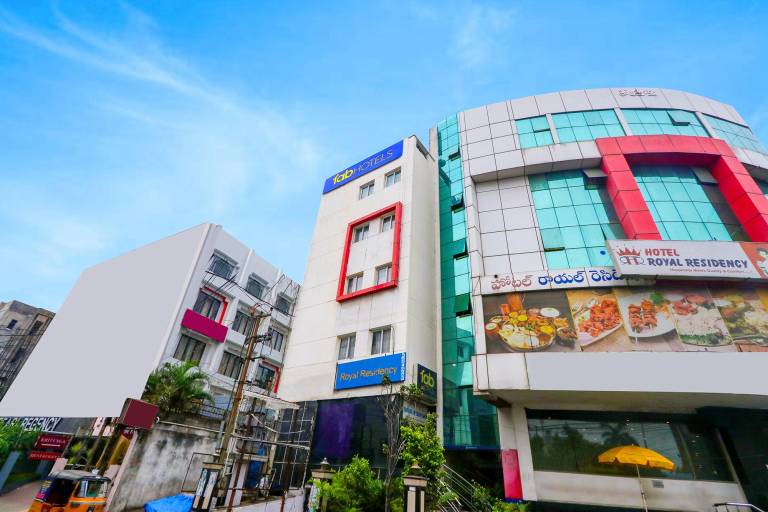 FabHotel Royal Residency II Nr Metro Station Lakdikapul