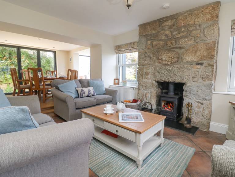 Child-friendly cottage with yard | Pets are welcome — photo 4