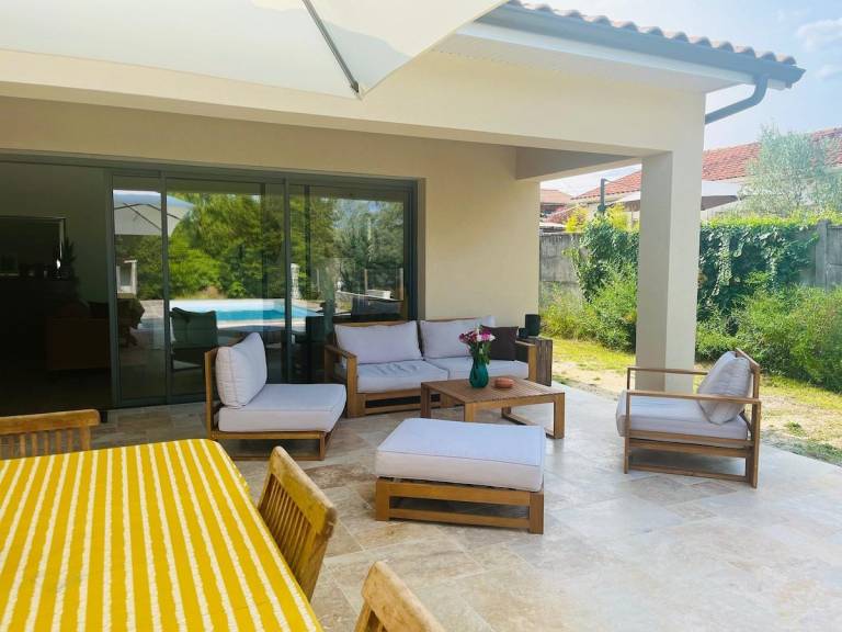 Fully equipped vacation home with pool & barbecue | Perfect for remote work | Pet-friendly — photo 5