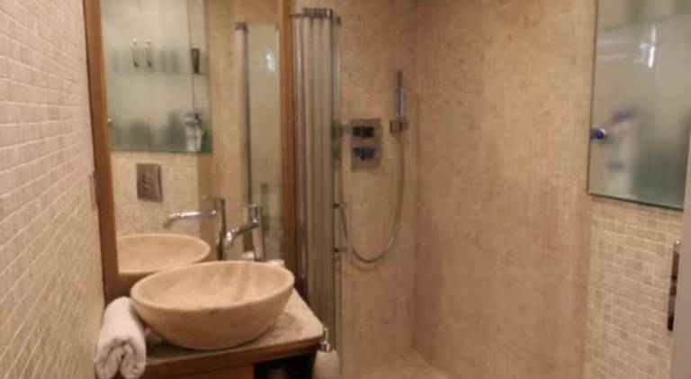 Apartment | Near Sacré-Cœur | Pet-friendly — photo 2