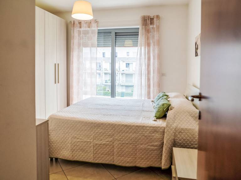 Rental apartment with pool, patio & yard | Sea view — photo 3