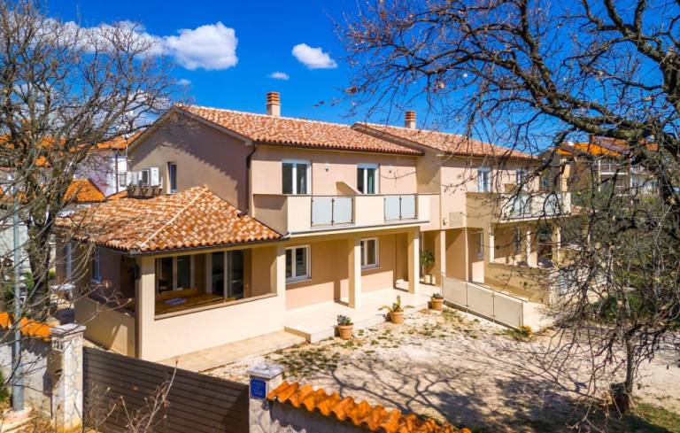 Vila  Pješčana Uvala