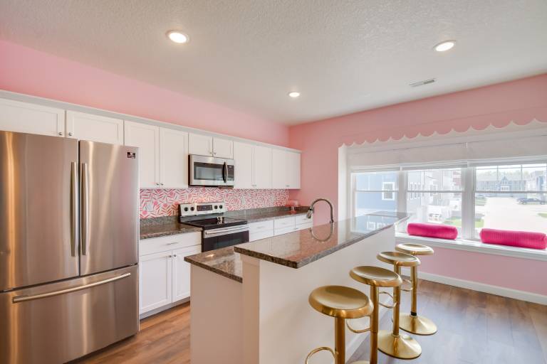 2 Mi to TBK Bank Sports Complex: Townhome w/ Patio — photo 2