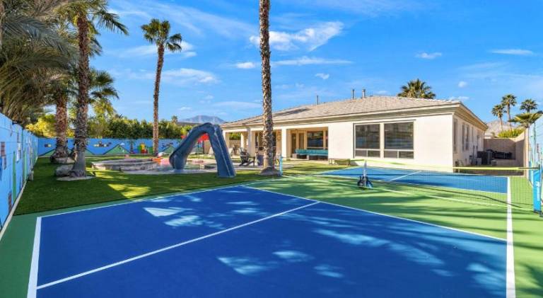 Vacation home with jacuzzi & pool | Suitable for remote work — photo 3