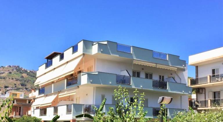 Serviced apartment with garden, terrace & BBQ | Beach nearby | Pets allowed — photo 5