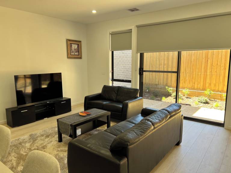 House  Caroline Springs