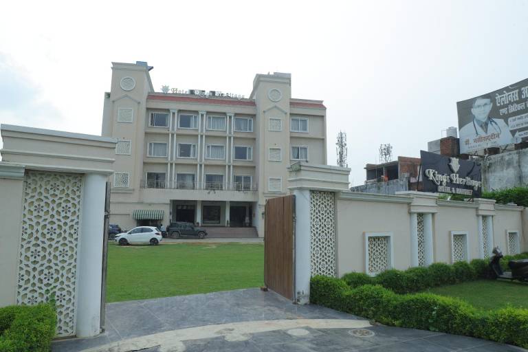 Hotel King s Heritage