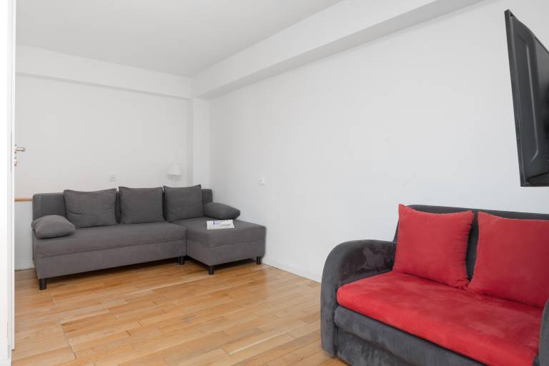 Studio with fast internet | Close to Palace of Culture and Science — photo 3