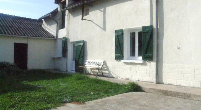 Fully equipped vacation home with garden, terrace & barbeque | Pets allowed in Loches
