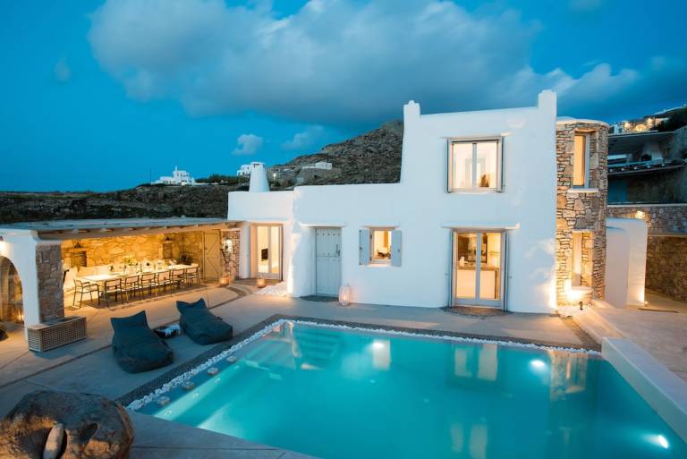 Children-friendly vacation home with grill, private pool & terrace | Pool view | Good for workation | Pet-friendly — photo 2