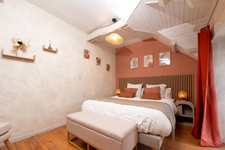 Bed & breakfast with yard & terrace | Garden view — photo 2