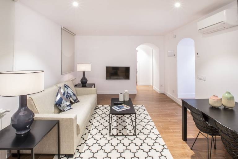 Aparthotel  Puerta del Sol