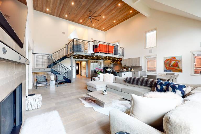 Running Springs, CA Vacation Rentals from 97 HomeToGo