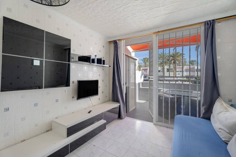 Vacation Apartment 'Relax' with Mountain View, Wi-Fi and Air Conditioning — photo 4