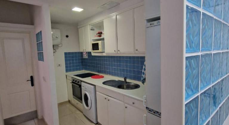Apartment with pool — photo 5