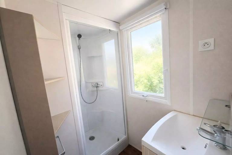 Campsite Le Parc Des Chênes - Air-conditioned mobile home with 2 bedrooms 4 people — photo 5