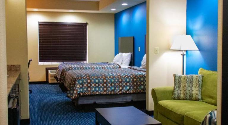Karnes City Lodge in Karnes City, TX