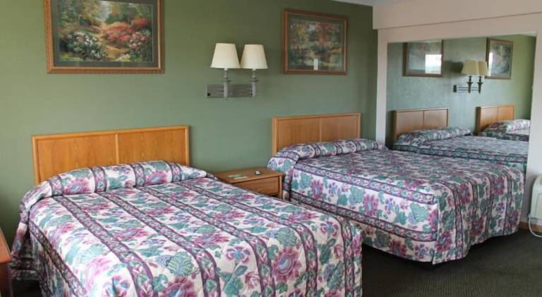 Motel Rock Island