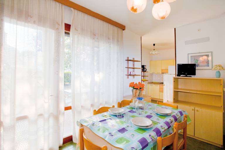 Family-friendly beautiful villa with patio & garden | Nature view | Pets allowed — photo 2