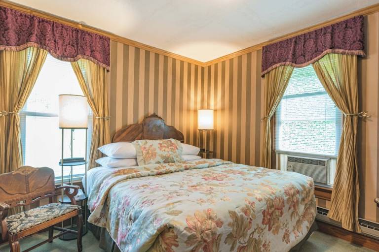 Motel Lake Delton