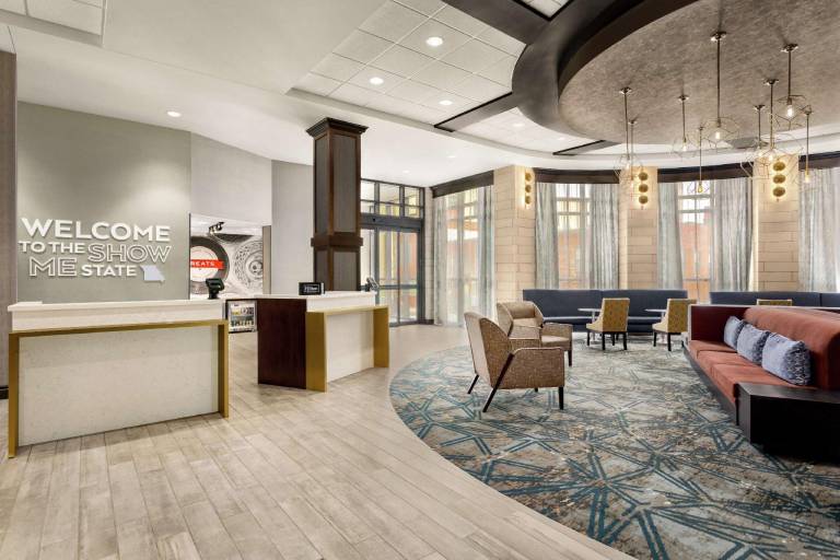 Hampton Inn & Suites Kansas City Downtown Crossroads — photo 3
