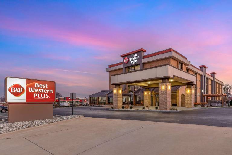 Best Western Plus St. Louis West-Westport — photo 3