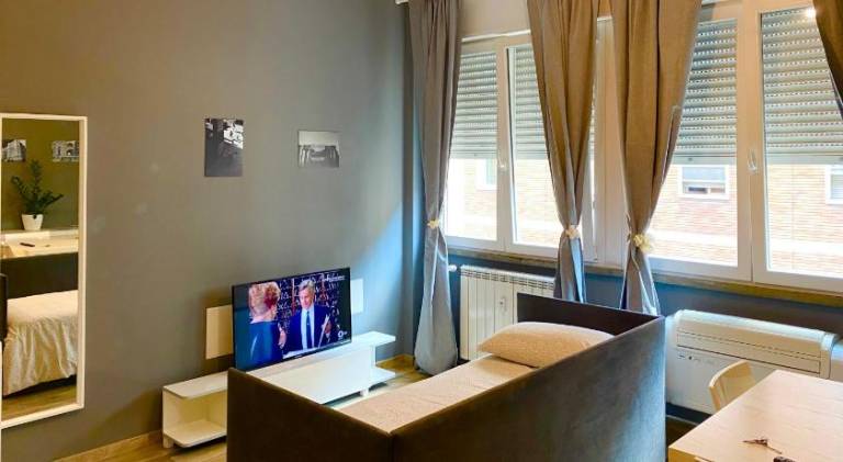 Rental apartment | Next to Two Towers — photo 2