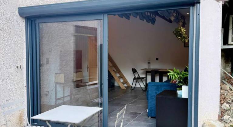 Apartment with terrace — photo 5