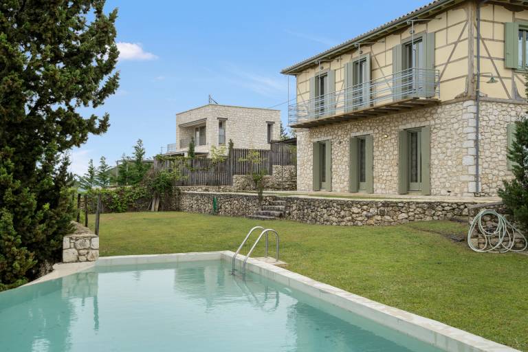 Villa Melivaro: Sea View, Private Pool & Wi-Fi in Tsoukalades in Lefkada