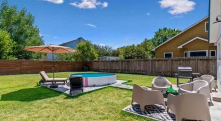 Vacation home with pool | Good for workation | Pets are welcome in Austin, TX