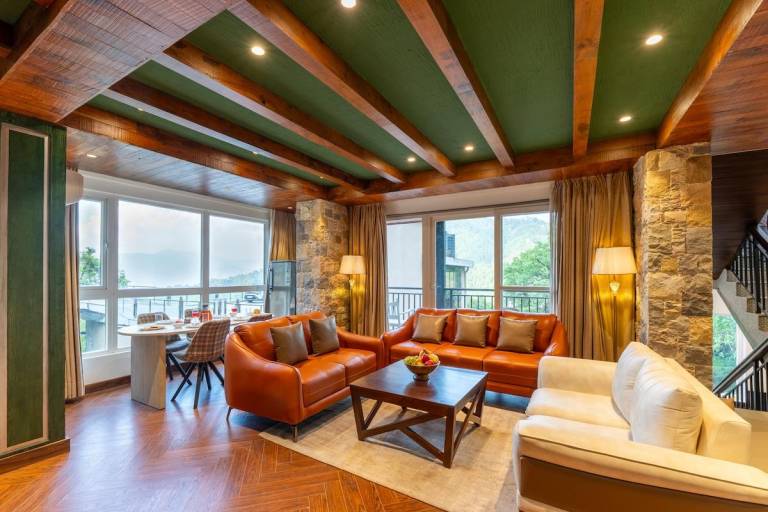 Shukrana Artistic 4BHK Luxury Retreat Mall Road in Mussoorie