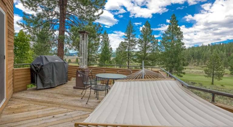 Vacation home with pool & jacuzzi — photo 4
