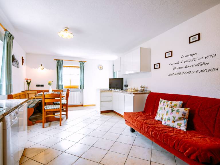 Apartment with 2 rooms for 4 persons — photo 3
