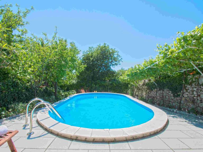 Big vacation home with pool, barbecue & terrace | Pets are welcome — photo 4