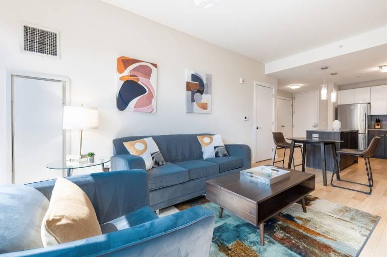 Family-oriented wonderful rental apartment with BBQ, pool & terrace | Good for workation | Pets allowed in Fairfield, CT