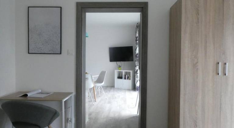 Holiday apartment with hot tub & pool — photo 2