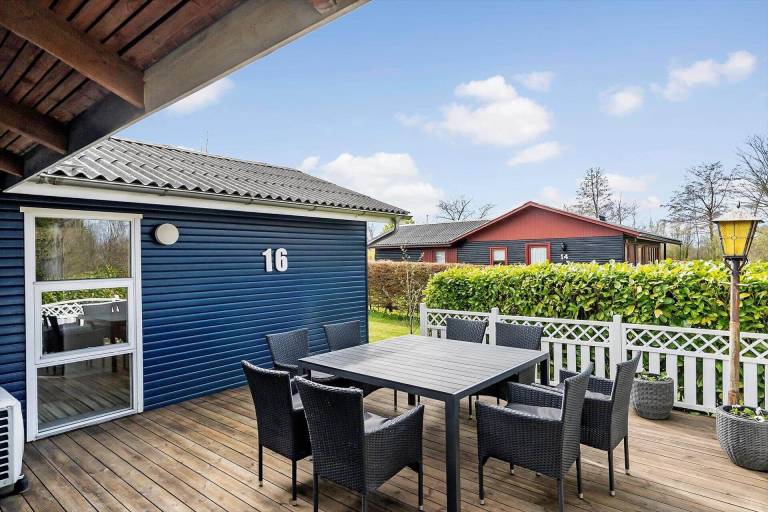 Children-friendly house with garden, patio & barbeque | Close to the beach | Dogs allowed — photo 2