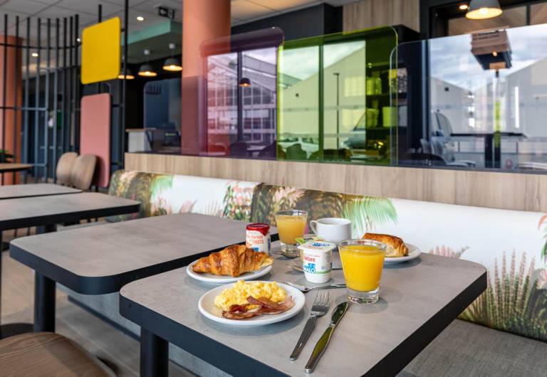 B&B HOTEL Mulhouse Bale Aeroport — photo 5