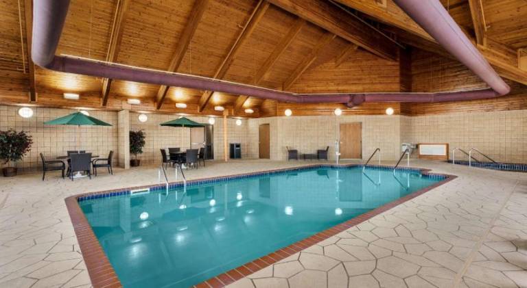 AmericInn by Wyndham Laramie Near University of Wyoming — photo 4