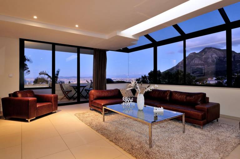 Holiday apartment with patio, yard & barbeque — photo 3