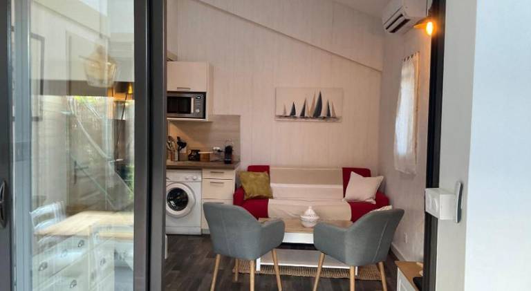House with 2 rooms for 5 persons — photo 3