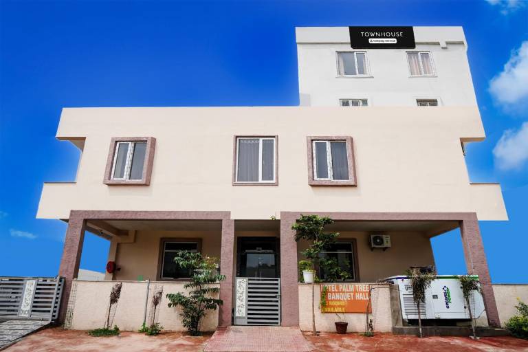 Super Townhouse Mansarovar formerly Palm Tree