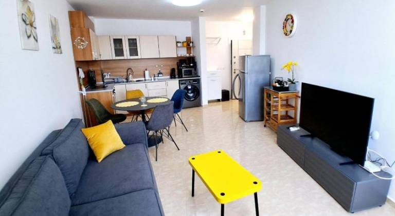 Apartment with pool | Close to the beach | Pet-friendly in Sveti Vlas