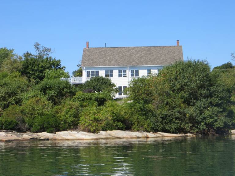 House  Tenants Harbor